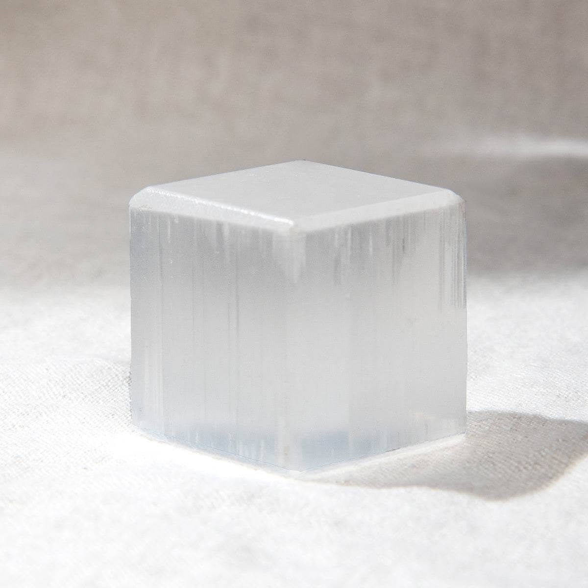 StudioSession-13943-1.jpg Selenite Cube:圖片 1
