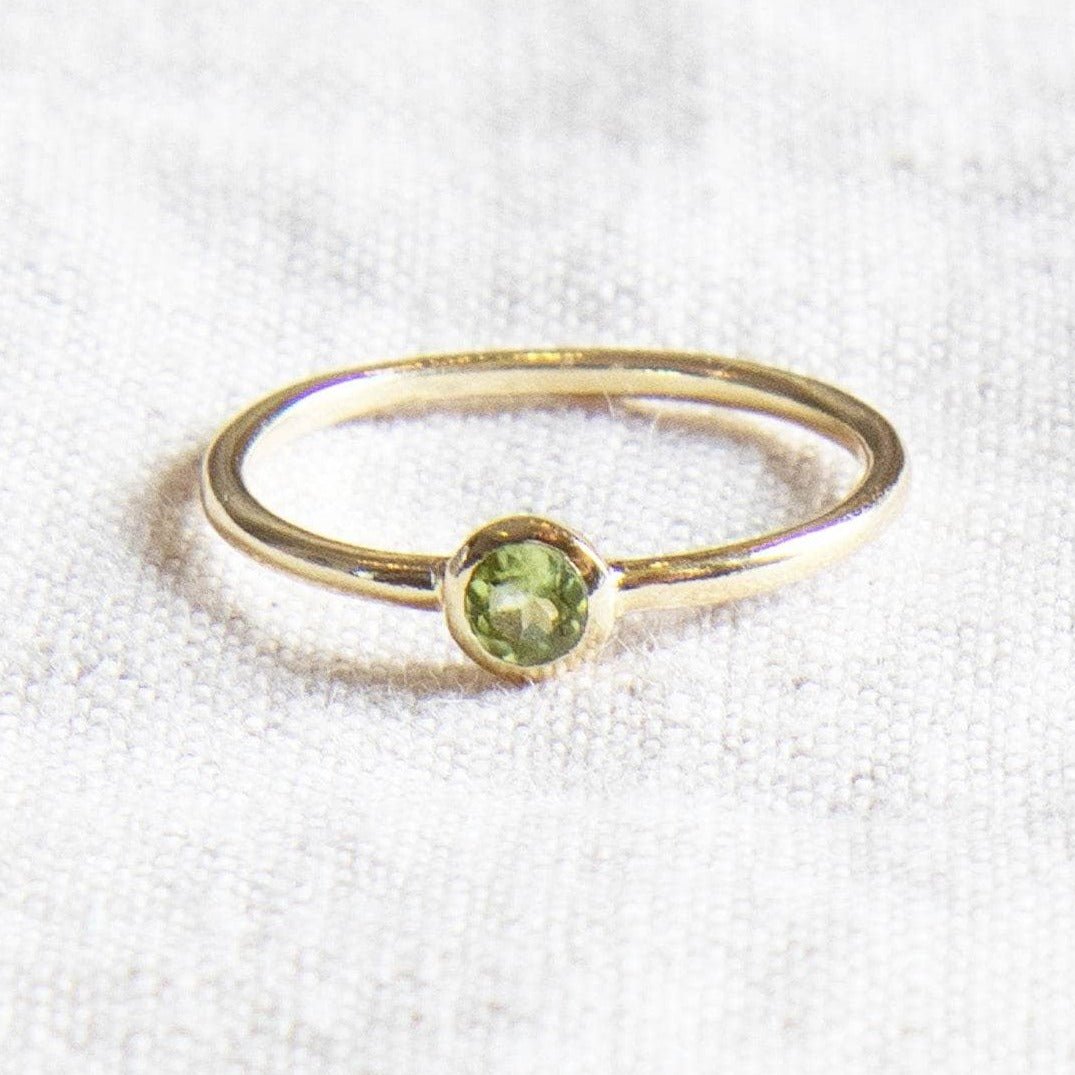 StudioSession-25854-3.jpg Genuine Peridot Silver or Gold Ring:圖片 1