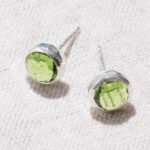 Genuine Peridot Silver or Gold Stud Earrings：圖片 2